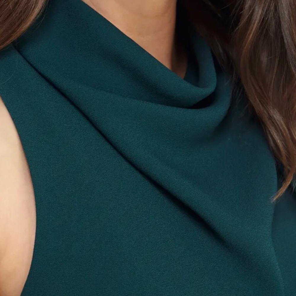 NWT Gal Meets Glam Melanie Jumpsuit - Picture 9 of 11
